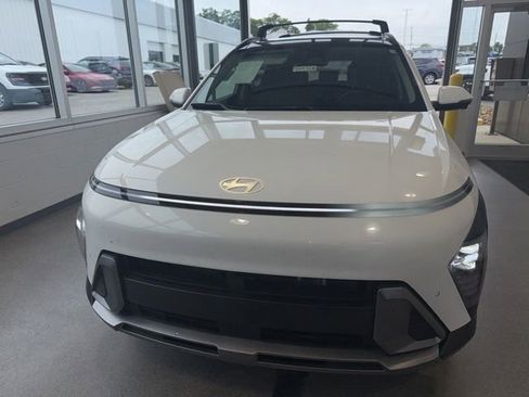 Used 2025 Hyundai Kona Limited AWD/4WD image 10