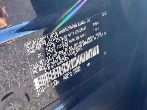 Used 2025 Toyota RAV4 XLE AWD/4WD image 26