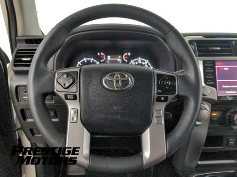 Used 2022 Toyota 4Runner SR5 AWD/4WD image 16