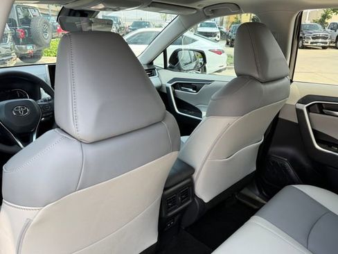 Used 2025 Toyota RAV4 XLE Premium FWD image 24