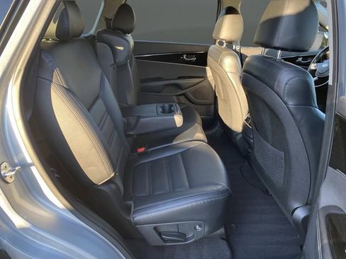 Used 2020 Kia Sorento EX image 37