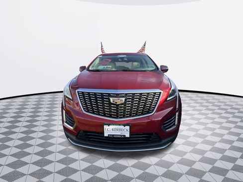 Certified 2020 Cadillac XT5 Premium Luxury image 2