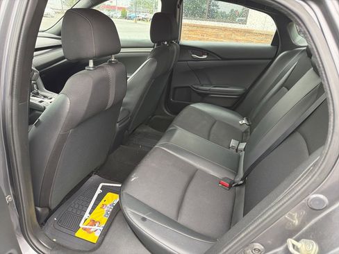 Used 2019 Honda Civic Sport image 5