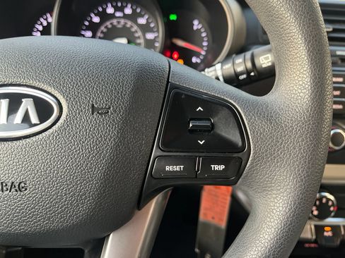 Used 2013 Kia Rio LX w/ PWR Pkg FWD image 22
