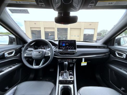 New 2026 Jeep Compass Limited AWD/4WD image 10