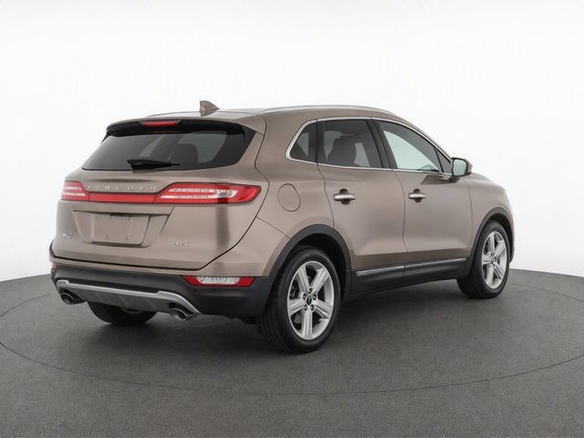 Used 2017 Lincoln MKC Premiere FWD image 3