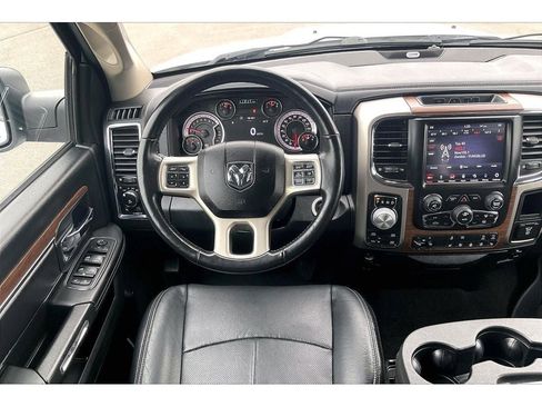Used 2018 RAM 1500 Laramie w/ Convenience Group image 6