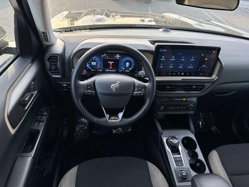 Used 2025 Ford Bronco Sport Big Bend w/ Convenience Package image 11