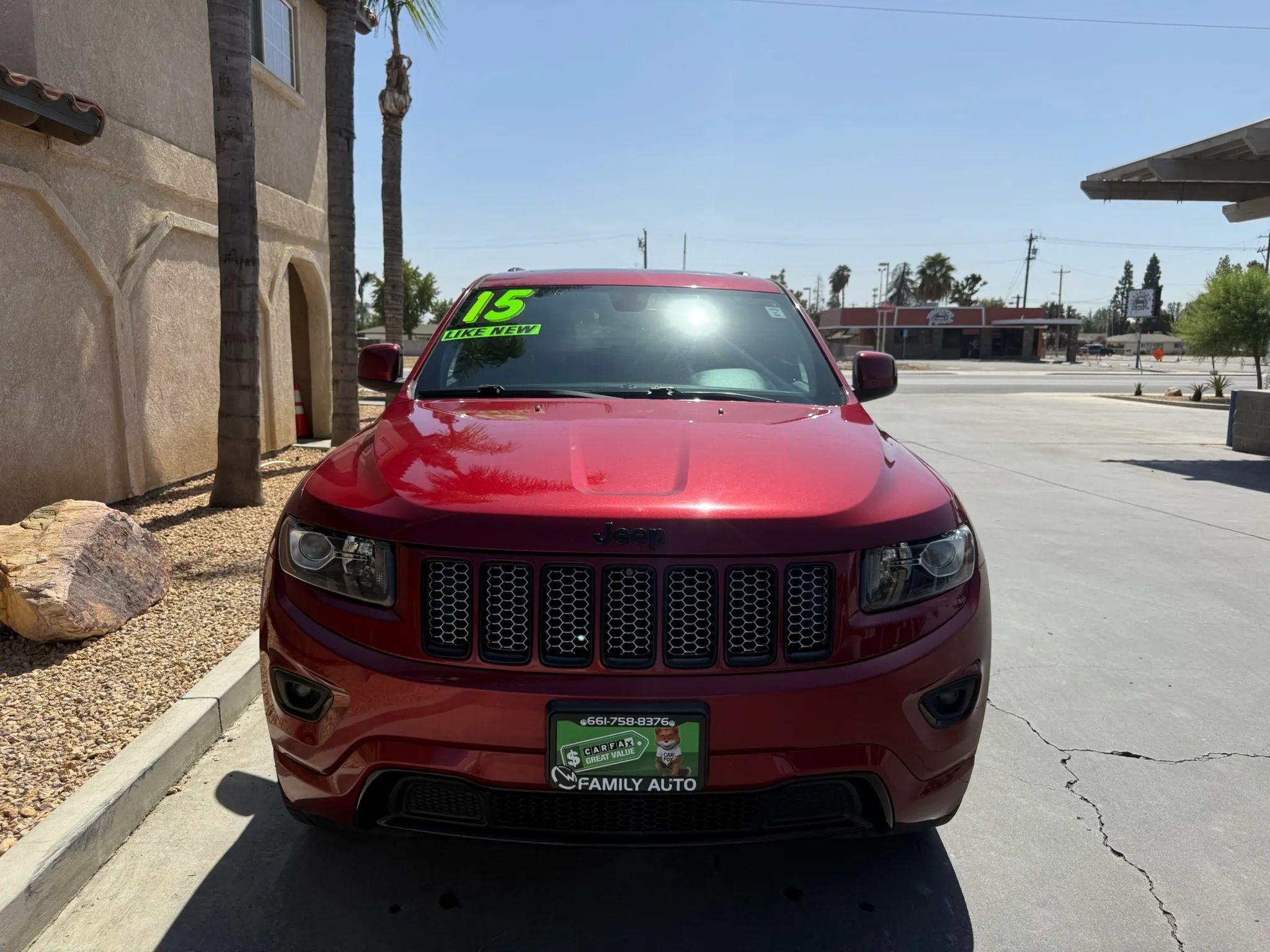 Used 2015 Jeep Grand Cherokee Altitude RWD image 2