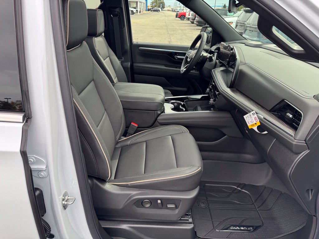 New 2026 Chevrolet Tahoe Premier w/ Sun And Tow Package AWD/4WD image 22
