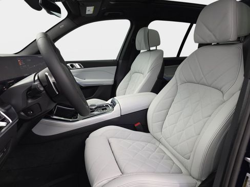 New 2026 BMW X5 xDrive50e w/ M Sport Package image 15