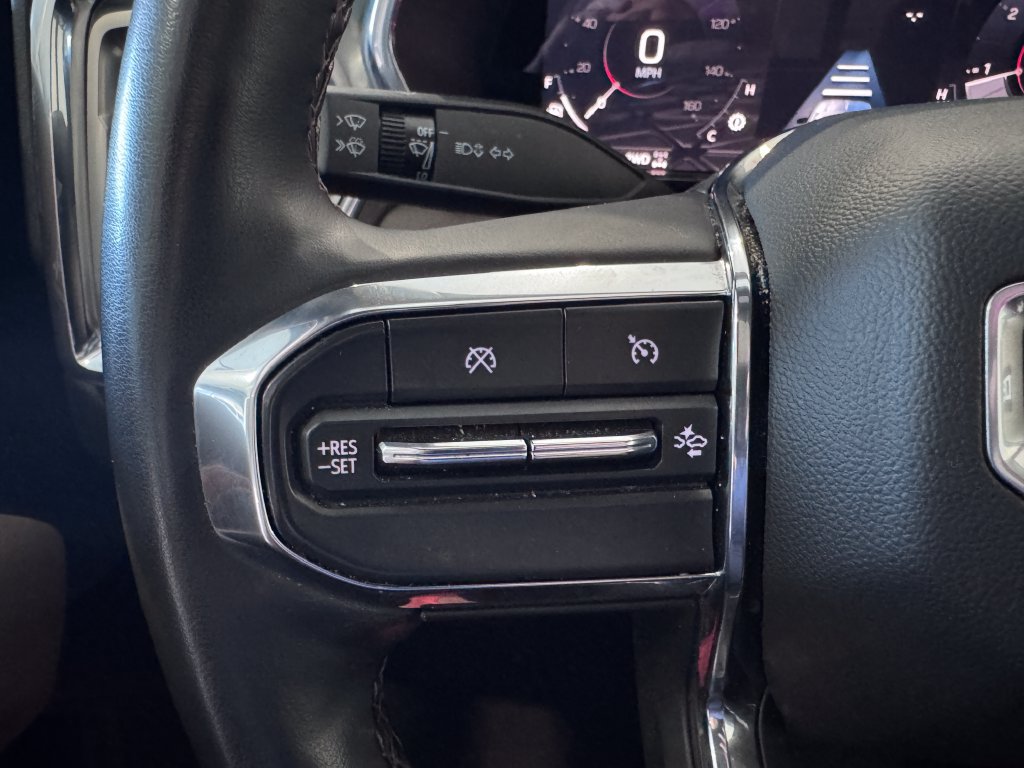 Certified 2025 GMC Canyon Denali AWD/4WD image 15