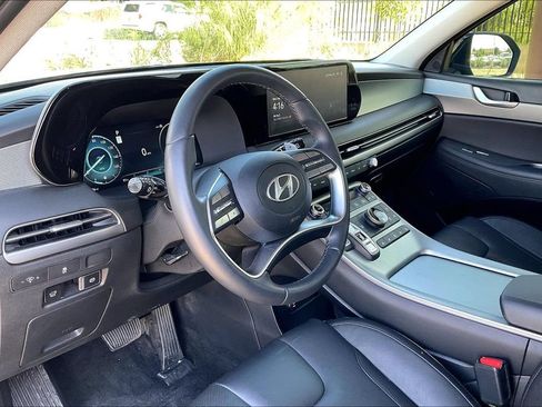 Used 2024 Hyundai Palisade SEL w/ Premium Package FWD image 13