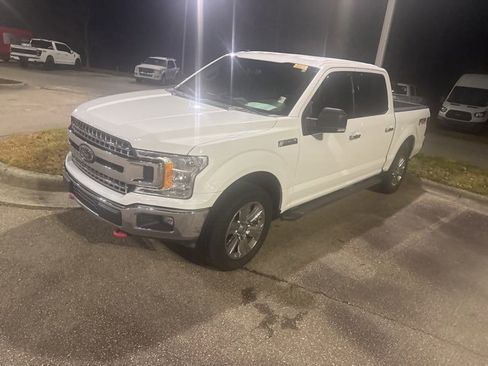 Used 2018 Ford F150 XLT w/ Equipment Group 302A Luxury image 7