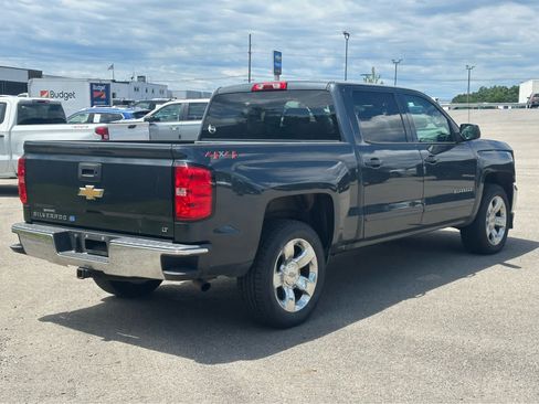 Used 2018 Chevrolet Silverado 1500 LT w/ LT Eassist Package AWD/4WD image 4