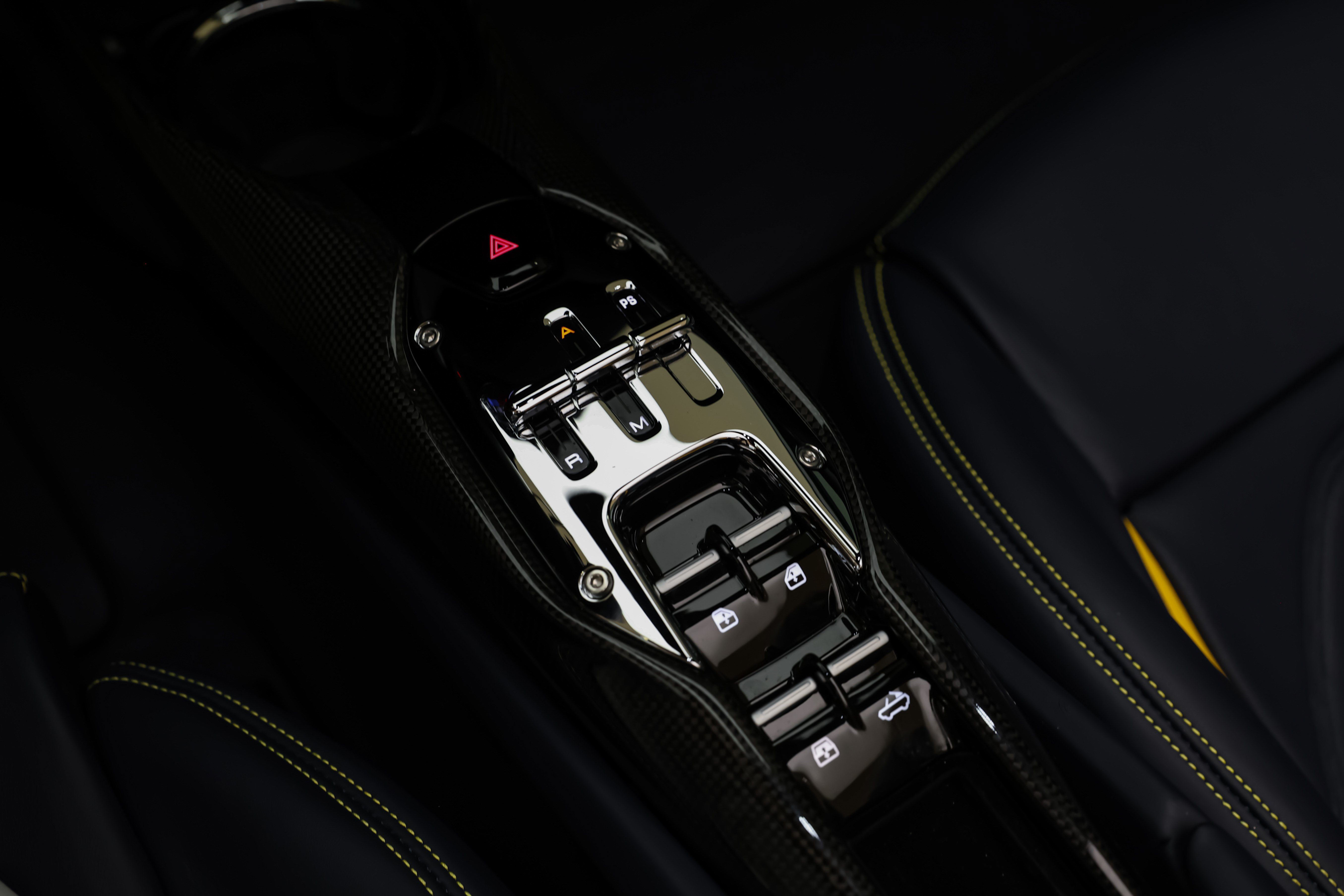 Used 2025 Ferrari 296 GTS RWD image 40