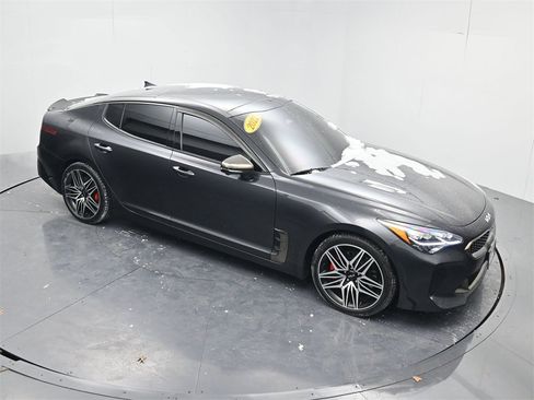 Certified 2022 Kia Stinger GT2 image 42