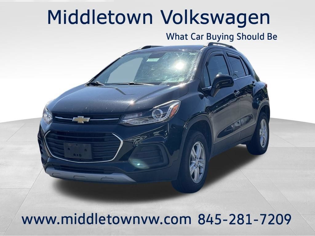 Used 2020 Chevrolet Trax LT w/ LT Convenience Package AWD/4WD image 1