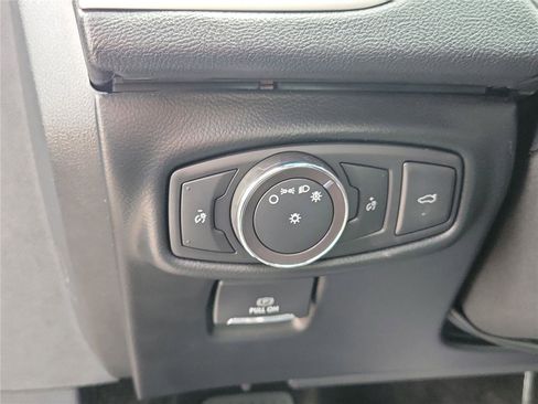 Used 2018 Lincoln MKZ Select w/ Technology Package FWD image 23