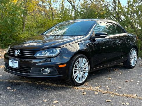 Used 2013 Volkswagen Eos FWD image 4