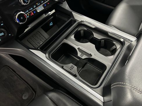 Used 2024 Ford F250 Lariat w/ Lariat Ultimate Package image 32