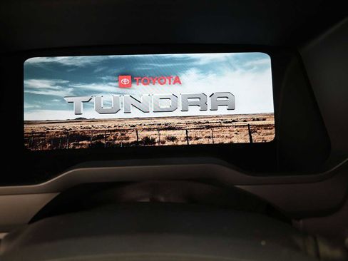 Used 2025 Toyota Tundra Platinum AWD/4WD image 16