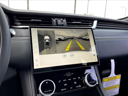 New 2026 Jaguar F-PACE R-Dynamic S image 20