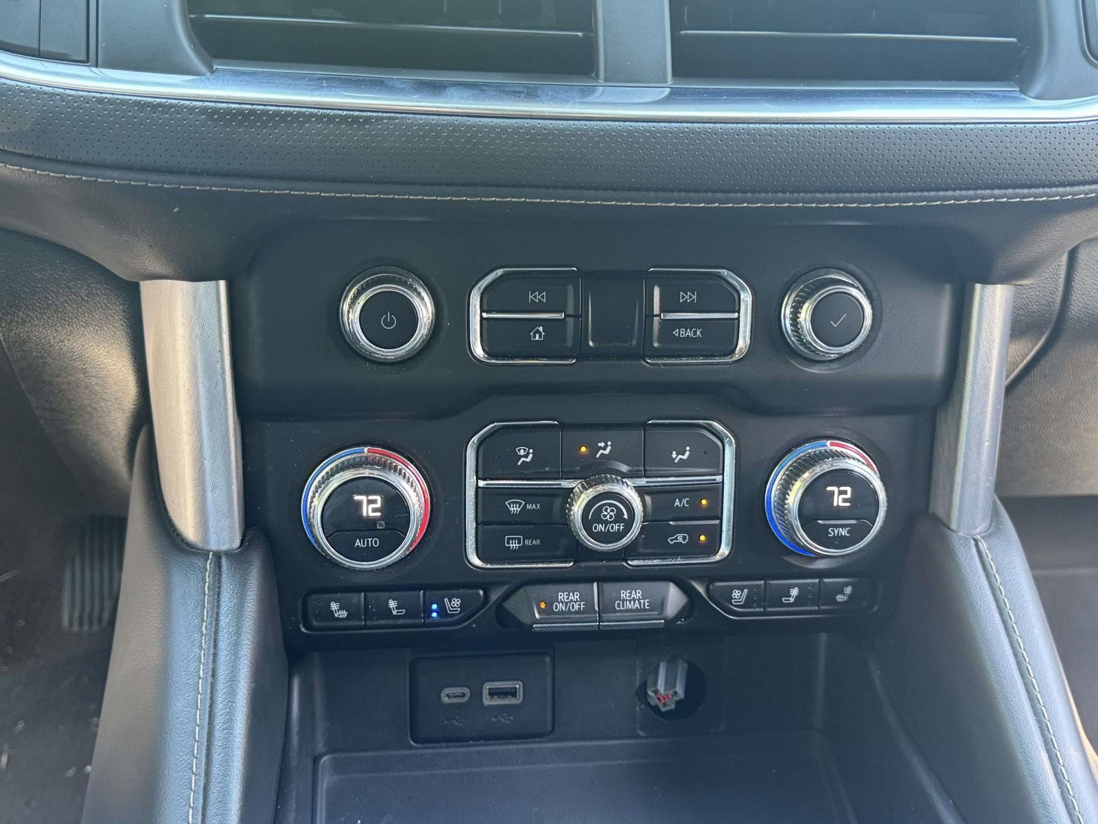 Used 2023 GMC Yukon SLT w/ SLT Premium Package AWD/4WD image 25