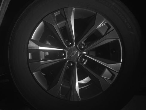 Used 2025 Chevrolet Equinox LT image 12