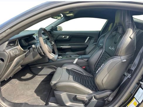 Used 2021 Ford Mustang Shelby GT500 w/ Carbon Fiber Track Pack RWD image 10