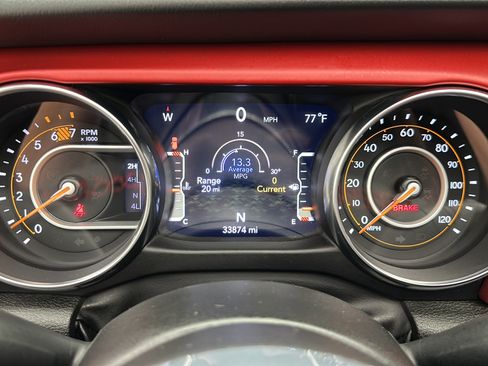 Used 2023 Jeep Wrangler Unlimited Rubicon w/ LED Lighting Group AWD/4WD image 19