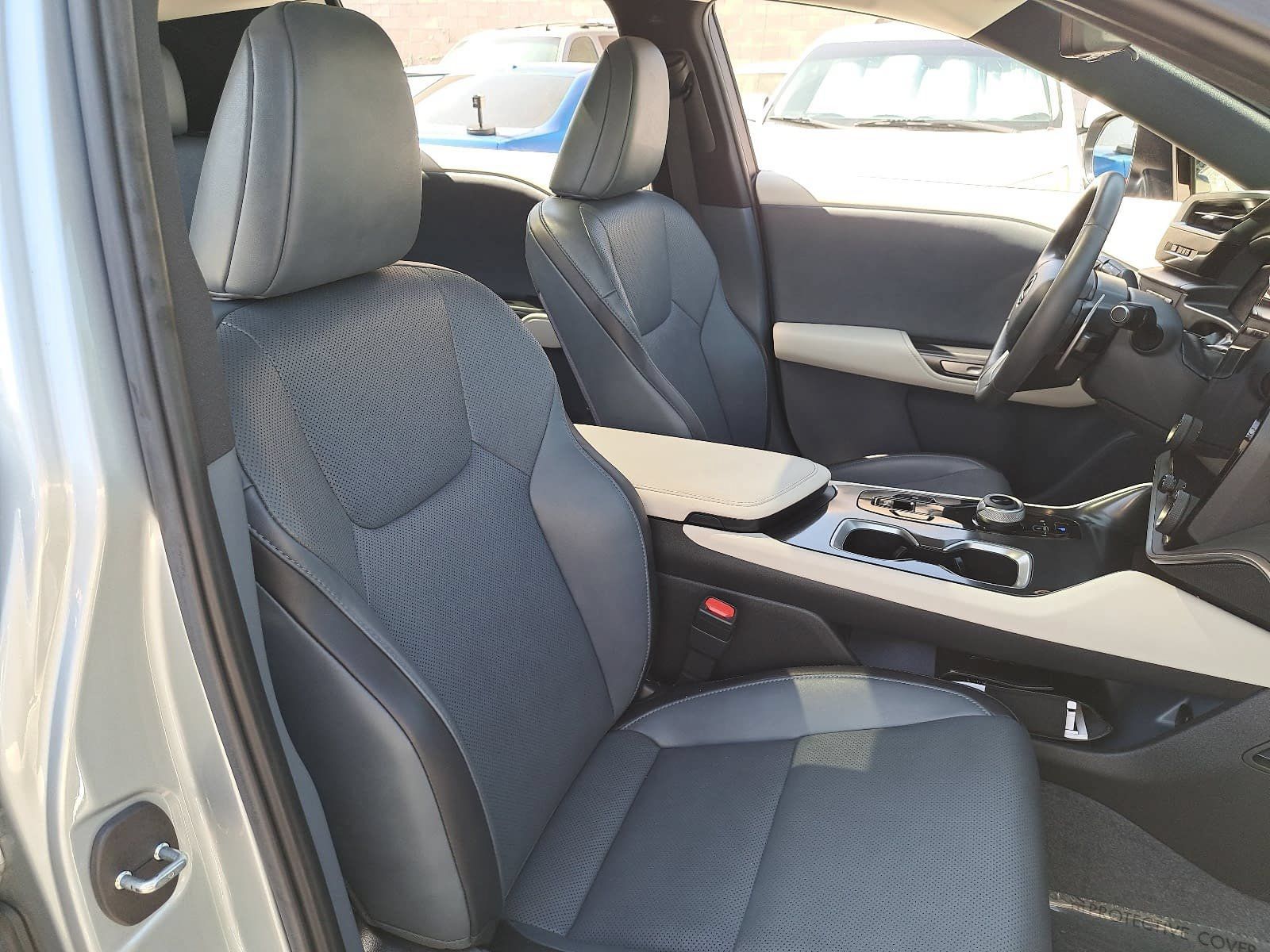 Used 2023 Lexus RZ 450e Premium w/ Technology Package AWD/4WD image 10