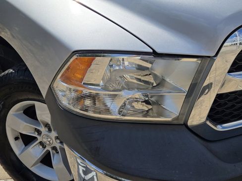 Used 2018 RAM 1500 Tradesman w/ Chrome Appearance Group AWD/4WD image 10