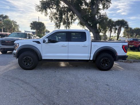 Used 2022 Ford F150 Raptor w/ Equipment Group 801A High AWD/4WD image 4