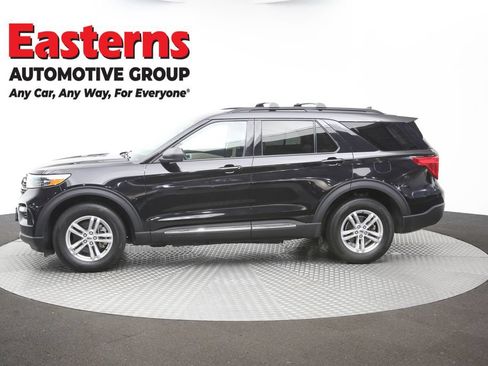 Used 2022 Ford Explorer XLT w/ Equipment Group 202A AWD/4WD image 58