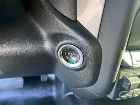 Used 2025 Chevrolet Silverado 2500 W/T w/ WT Convenience Package AWD/4WD image 19