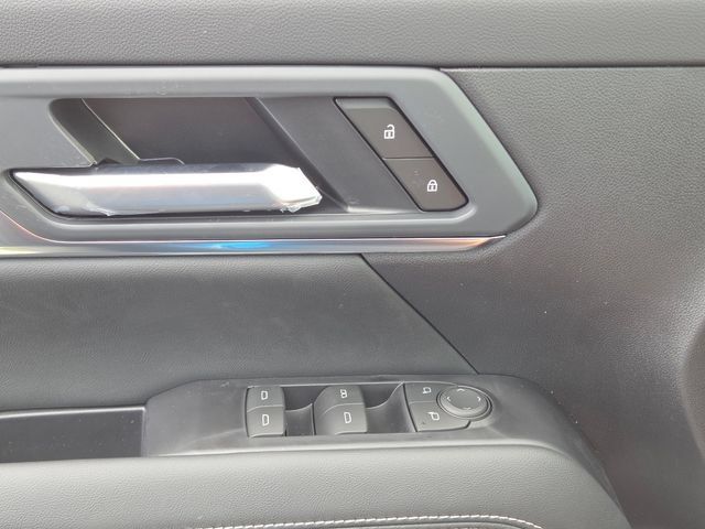 New 2027 GMC Terrain Elevation w/ Elevation Premium Package FWD image 25