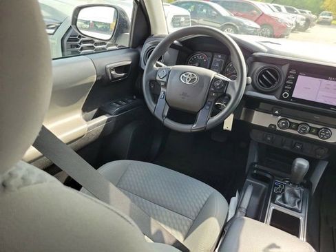 Used 2021 Toyota Tacoma SR w/ SR Convenience Package image 22