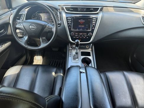 Used 2023 Nissan Murano SV AWD/4WD image 12