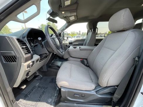 Used 2022 Ford F350 XLT w/ XLT Value Package AWD/4WD image 9