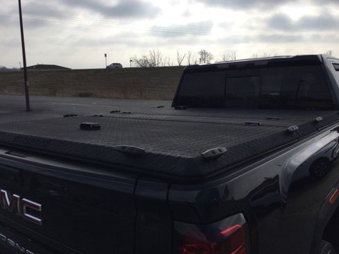 Used 2020 GMC Sierra 2500 Denali w/ Denali Ultimate Package image 12