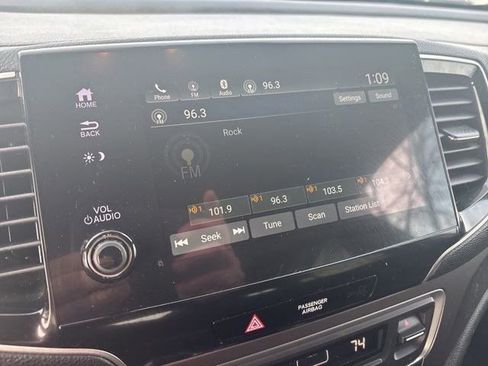 Used 2022 Honda Pilot Sport image 21