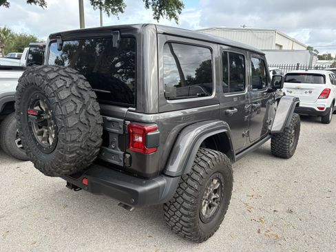 Used 2021 Jeep Wrangler Unlimited Rubicon w/ Trailer Tow Package AWD/4WD image 7