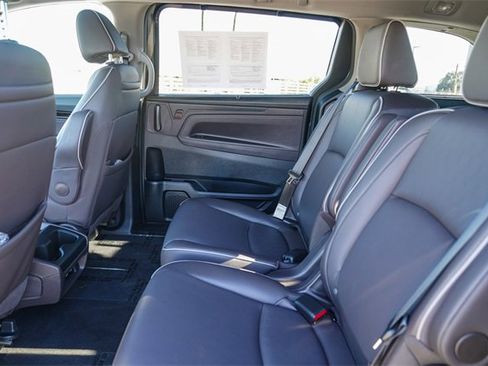 Used 2022 Honda Odyssey Elite image 21