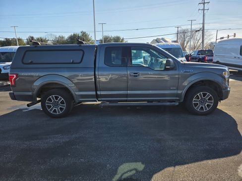 Used 2016 Ford F150 XLT w/ Equipment Group 302A Luxury image 6