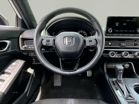 Used 2024 Honda Civic Sport image 9