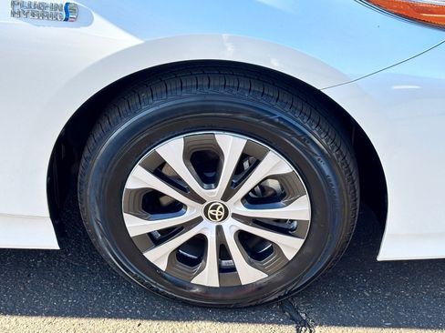 Certified 2022 Toyota Prius Prime XLE image 11