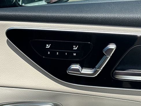 Used 2026 Mercedes-Benz GLC 350e 4MATIC image 17