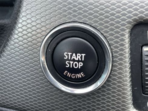 Used 2013 BMW 335i Convertible image 7