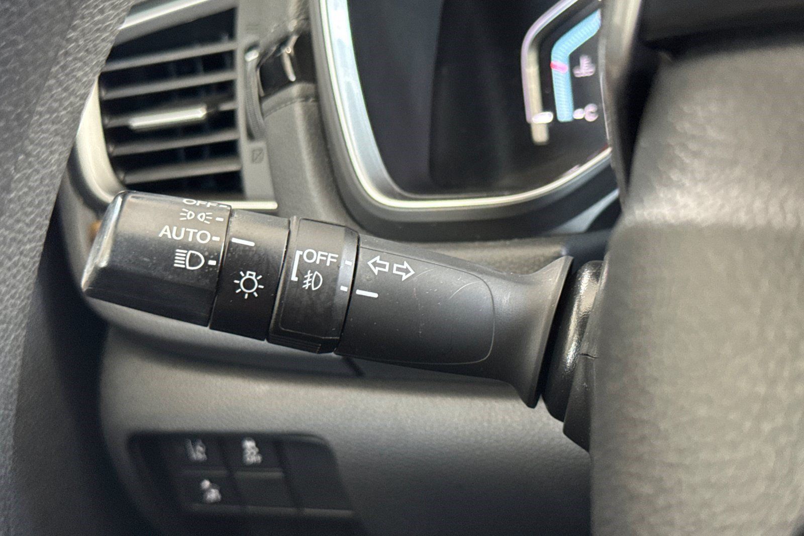 Used 2018 Honda CR-V EX image 32